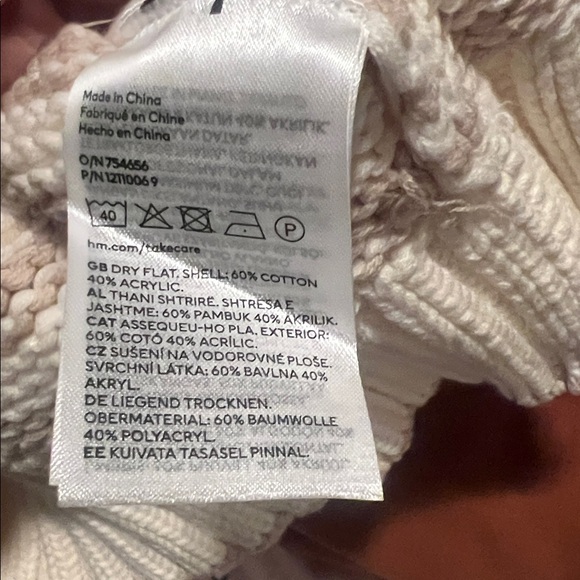 H&M Striped Rib Knit Sweater NWT - Picture 8 of 8